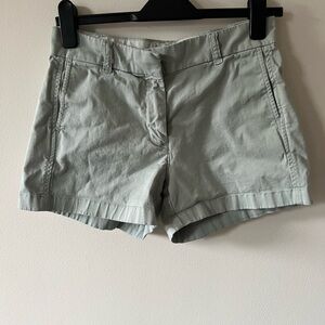 Jcrew 4” chino short light sage size 6
